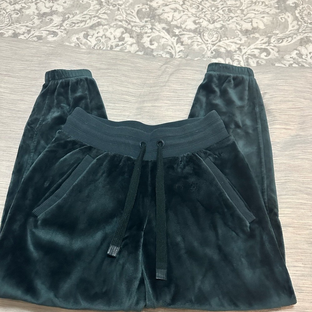 listing-status-banner